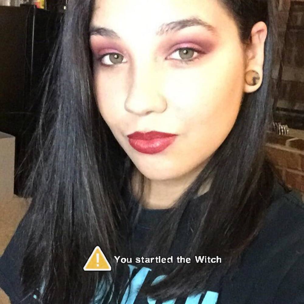 Meet your Posher, Amelia